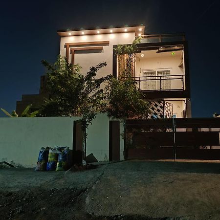 Ezhilagam Stays Chennai Exterior foto